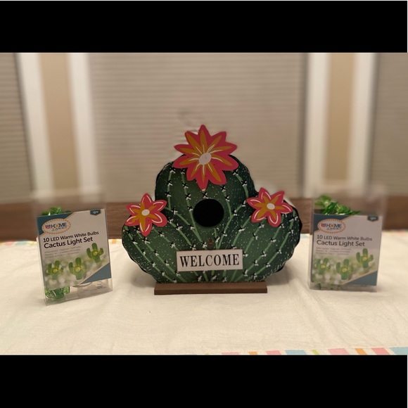 Cactus With Pink Flowers Hanging Birdhouse & 2 Sets of LED Cactus String Lights - Picture 1 of 15